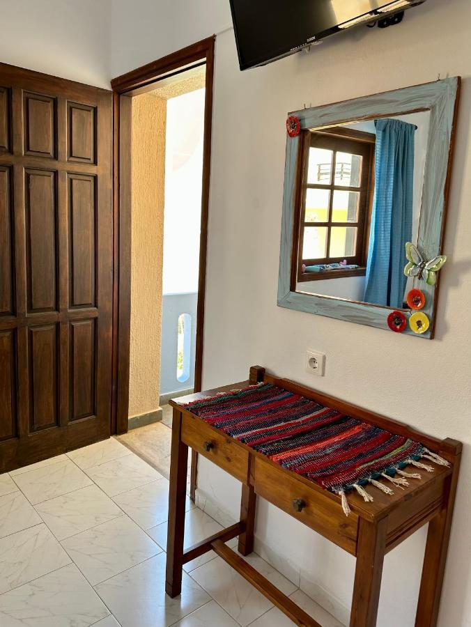 Bonatsa Rooms Palaiochora Dış mekan fotoğraf